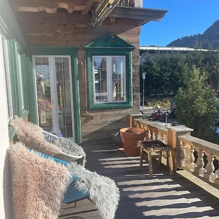 Chalet Am Golfplatz Villa Kitzbühel