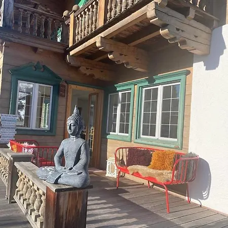 Chalet Am Golfplatz Villa
